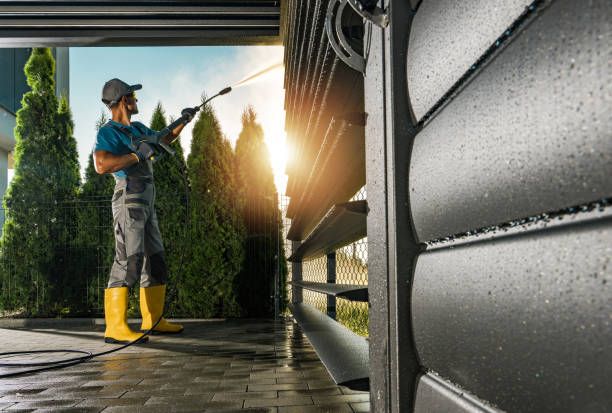 Best Pool Deck Cleaning  in Lakeland North, WA